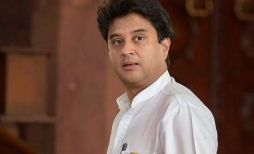 Jyotiraditya Scindia and her mother hospitalized, both having symptoms of corona