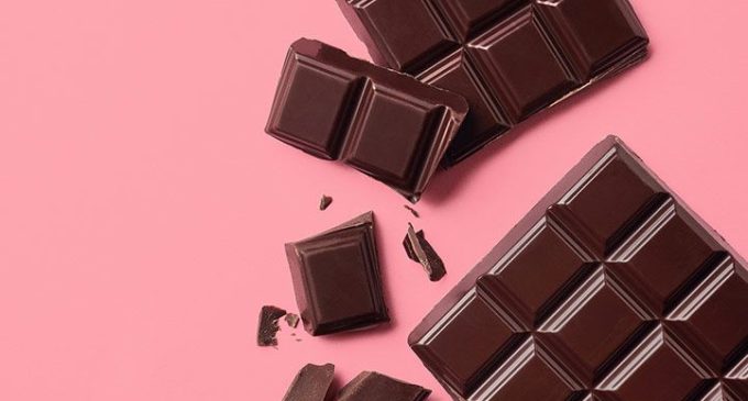 Health Benefits of Dark Chocolate: You can eat dark chocolate with milk, it has tremendous benefits