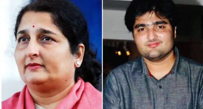 Anuradha Paudwal’s son Aditya dies at 35, Shankar Mahadevan expresses condolences